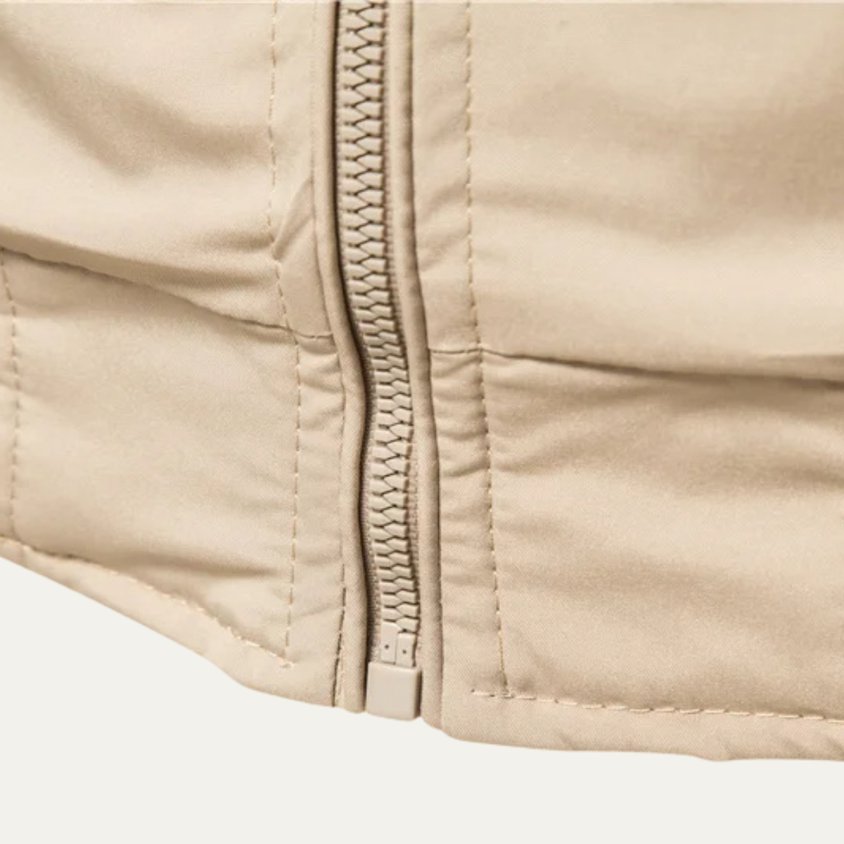The Balmoral Bomber: Slim Fit Casual Huvtröja med dragkedja för en stilfull och bekväm look