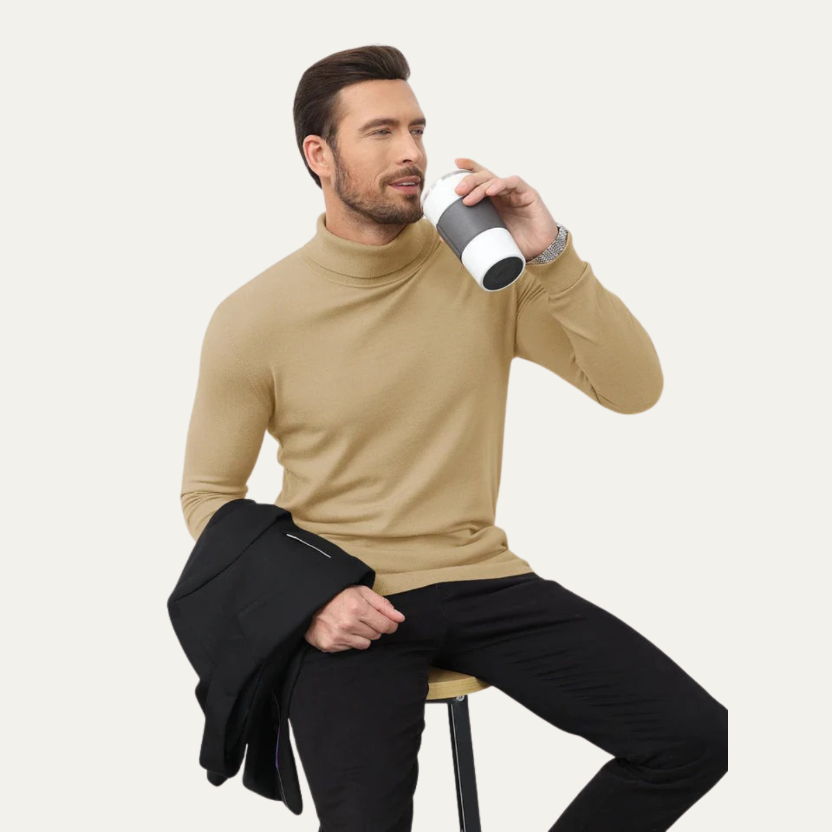 Herrpullar i slim fit av klassisk bomull – Den stilrena turtleneck-designen för en elegant look
