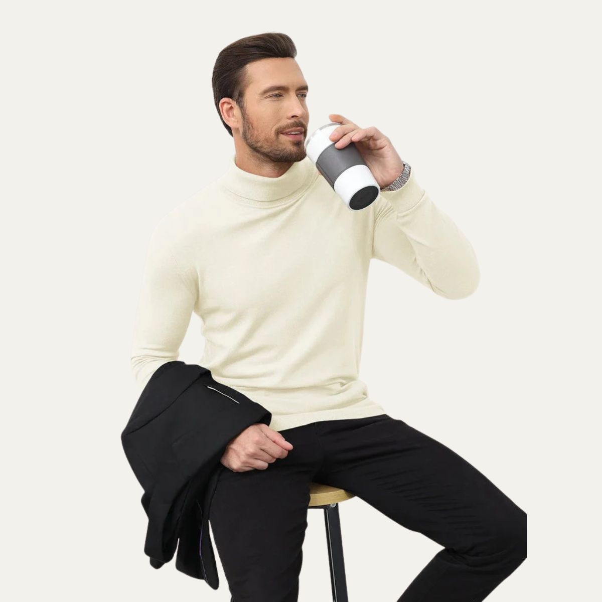 Herrpullar i slim fit av klassisk bomull – Den stilrena turtleneck-designen för en elegant look