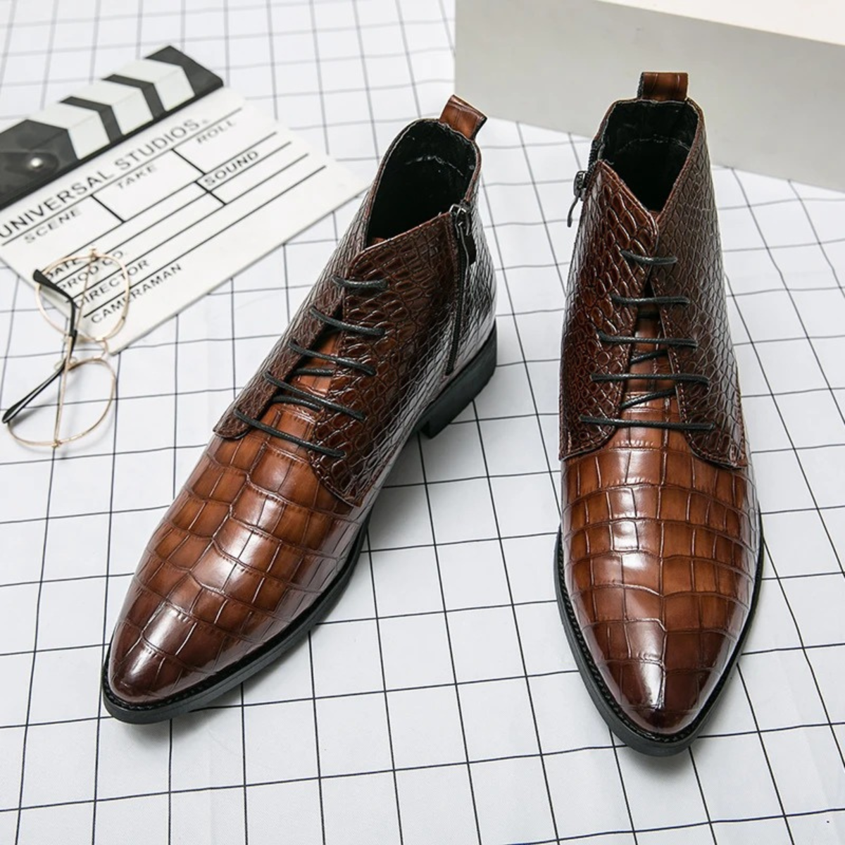 The Orvieto - Herrkängor i krokodilskinn - Brun