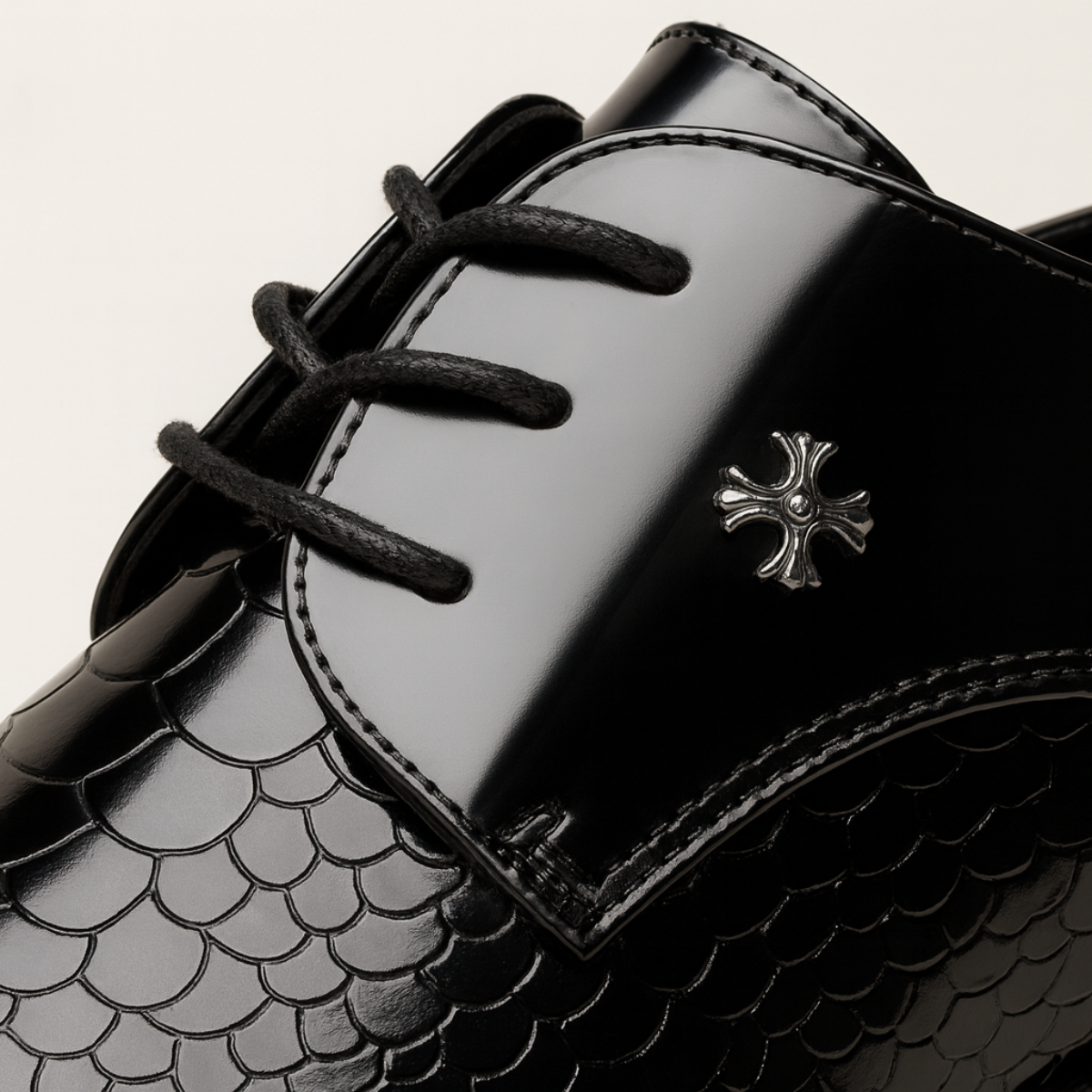 The Bardolino - Herrskor i lackläder med spetsig tå