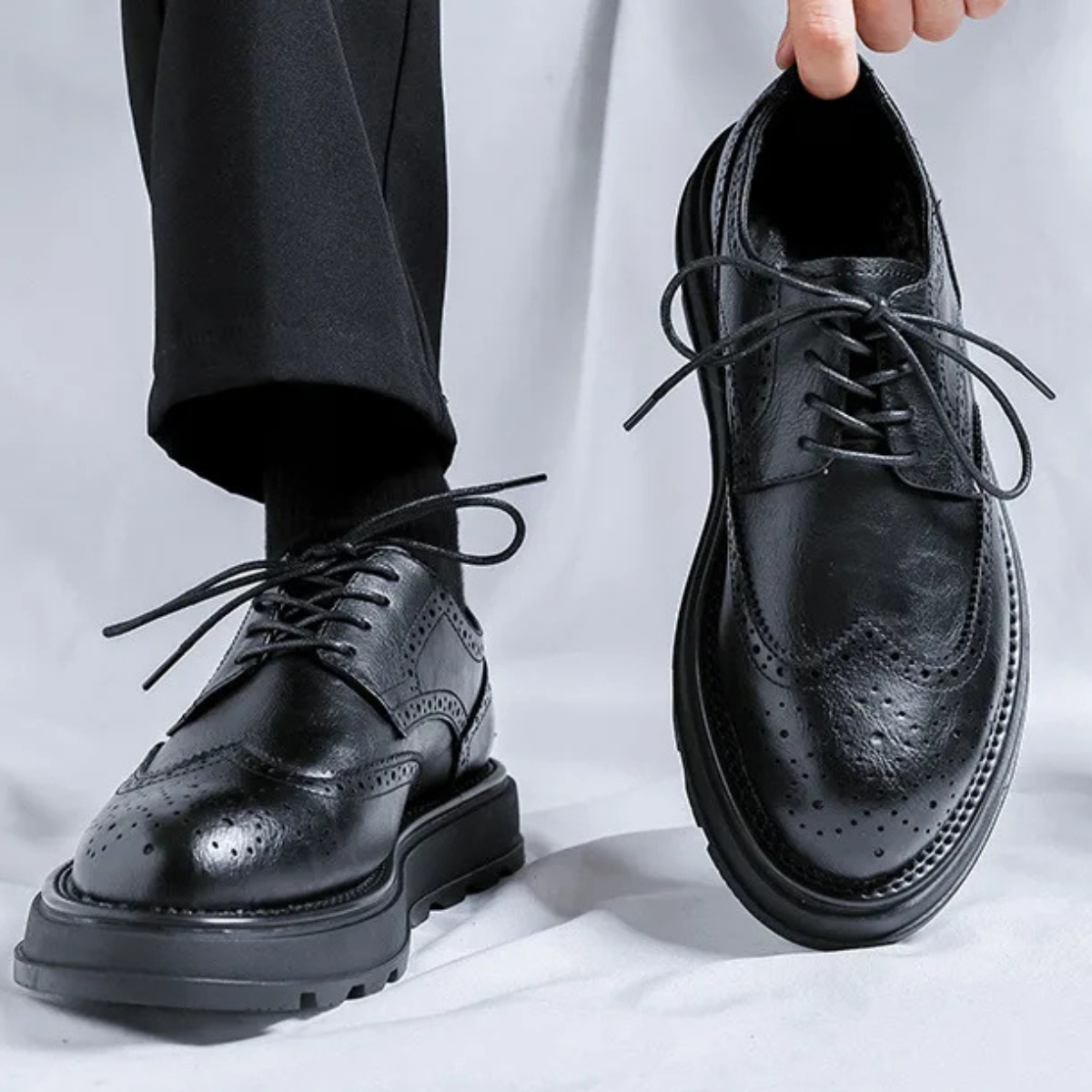 The Montalcino - Herrskor i Läder med Brogue Klassisk Snörning