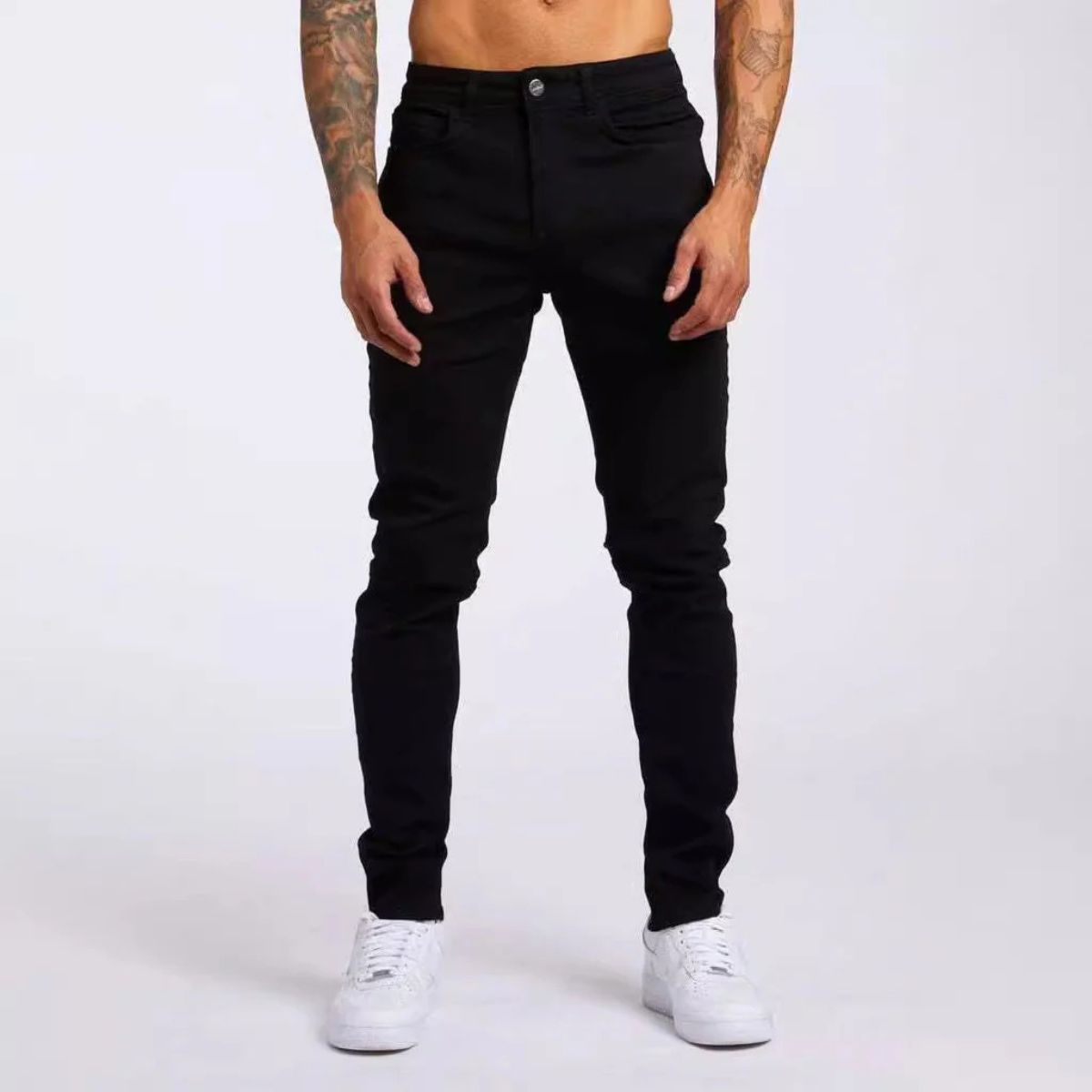 Slim fit klassiska jeans i denim Milano, garanterad elegans och komfort