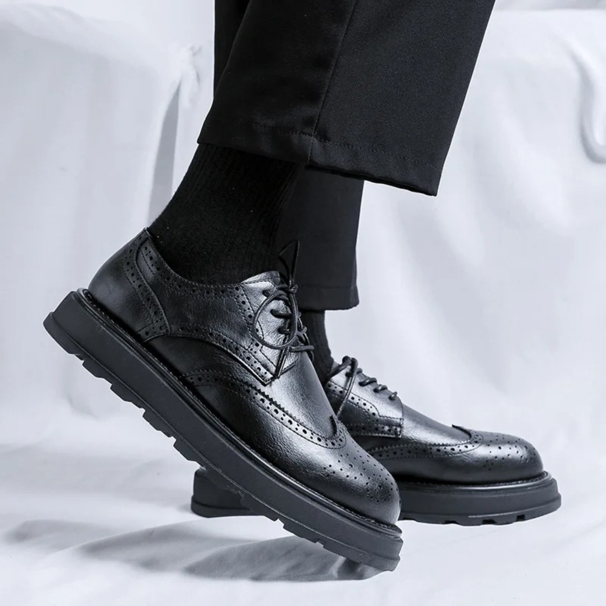 The Montalcino - Herrskor i Läder med Brogue Klassisk Snörning