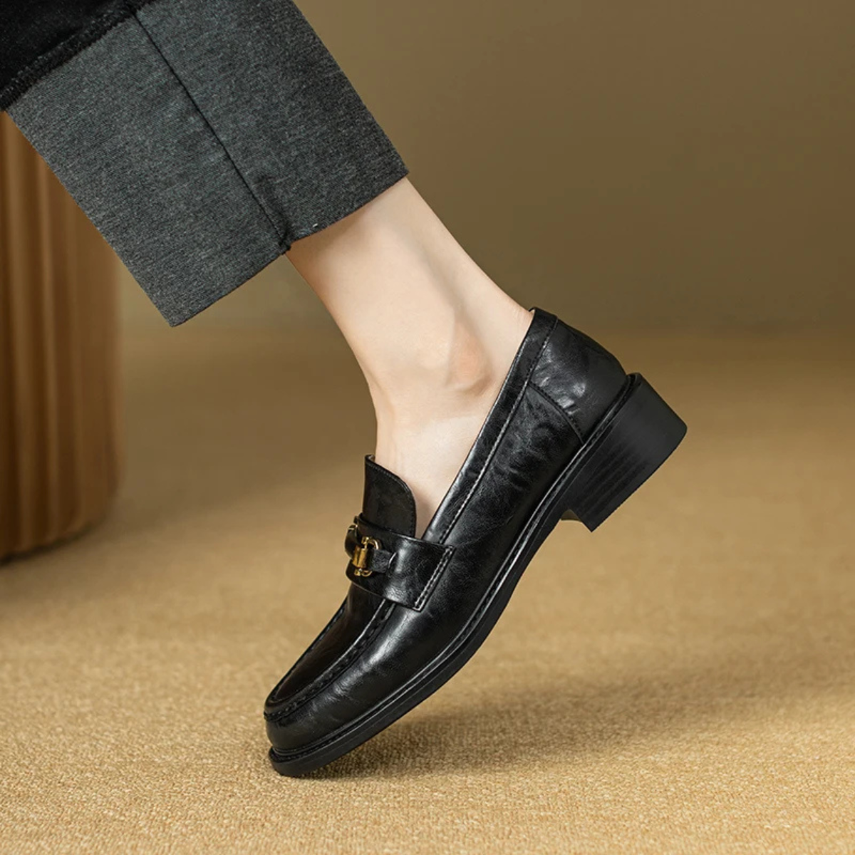 The Montepulciano - Herrklassiska Slip On Läder Loafers med Metallspänne