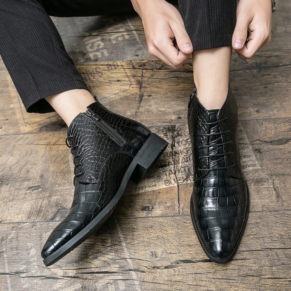 The Stromboli - Herrens Ankelstövlar i Krokodilmönstrad Läder - Svart