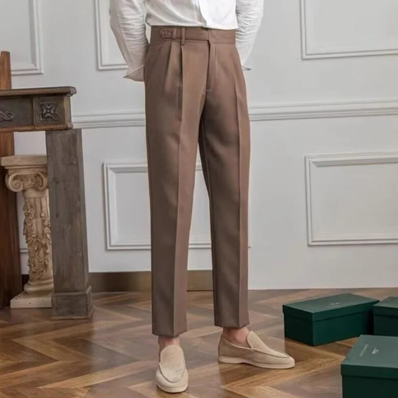 Glamorisera din look med Savile-veckbyxorna för herrar