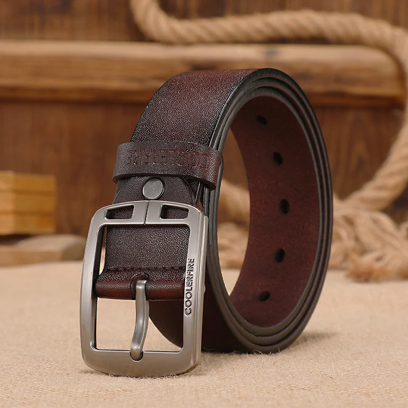 The Hadlow Belt – Authentic Cowhide Leather with a Trendy Vintage Look